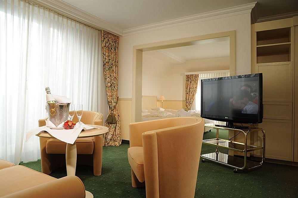 Rheinhotel Vier Jahreszeiten Bad Breisig Exterior photo