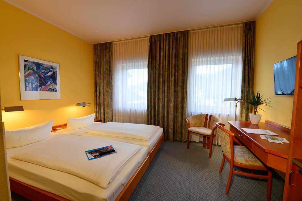 Rheinhotel Vier Jahreszeiten Bad Breisig Exterior photo